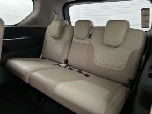 New 2026 Nissan Armada Platinum image 17