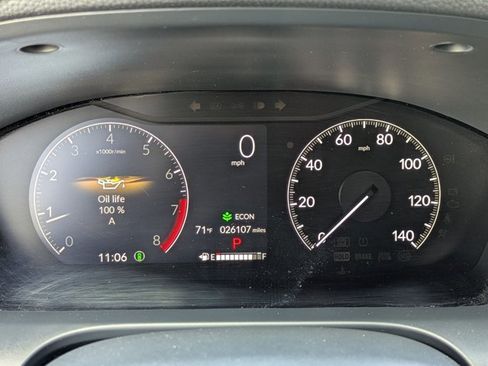 Used 2025 Honda HR-V LX image 11