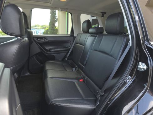 Used 2015 Subaru Forester 2.5i Limited w/ Popular Package #2 AWD/4WD image 12