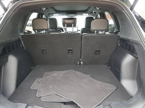 Certified 2025 Ford Escape ST-Line w/ Tech Pack #1 AWD/4WD image 12