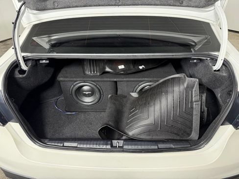 Used 2024 Subaru Legacy Premium AWD/4WD image 14