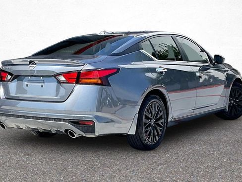 Used 2025 Nissan Altima 2.5 SV w/ SV Special Edition Package FWD image 7