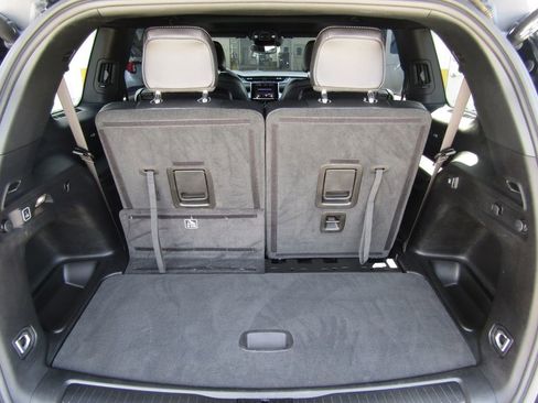 Used 2024 Jeep Grand Cherokee L Altitude image 33