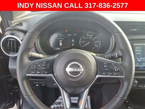 Used 2024 Nissan Kicks SR image 18