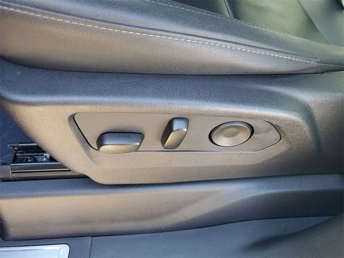 Used 2024 GMC Sierra 1500 SLT w/ SLT Premium Plus Package image 7