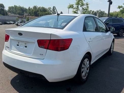 Used 2013 Kia Forte EX FWD image 3