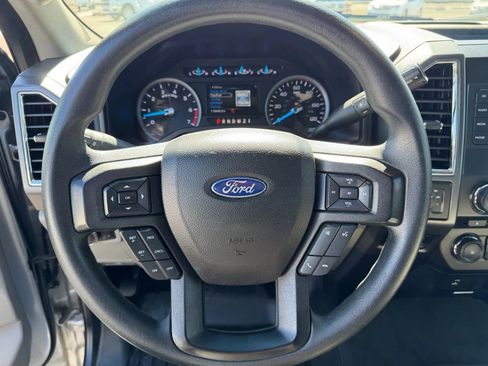 Used 2017 Ford F250 XLT w/ FX4 Off-Road Package AWD/4WD image 15