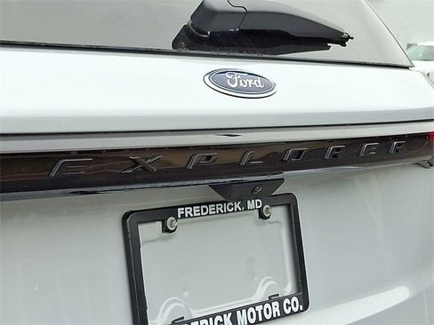 New 2026 Ford Explorer Platinum w/ LUX Leather Package image 19