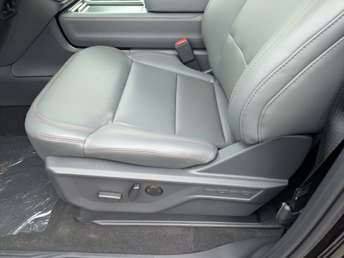 New 2025 Ford Expedition Max Active image 13