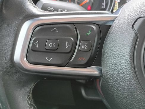 Used 2020 Jeep Wrangler Unlimited Sahara AWD/4WD image 21