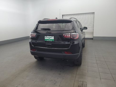 Used 2018 Jeep Compass Latitude w/ Popular Equipment Group AWD/4WD image 7