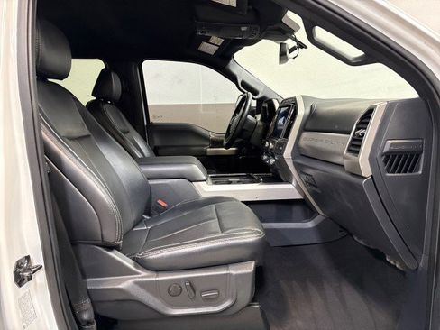 Used 2022 Ford F450 Lariat w/ Lariat Ultimate Package image 53