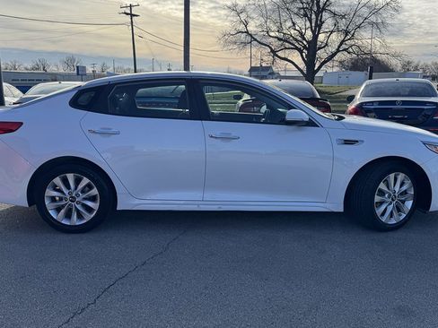 Used 2018 Kia Optima LX w/ Convenience Package image 9