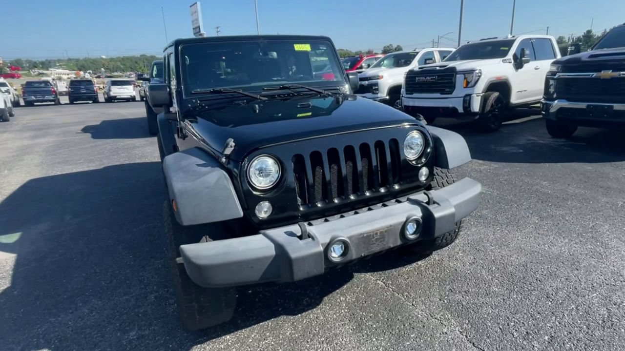 Used 2017 Jeep Wrangler Unlimited Sport w/ Quick Order Package 23S AWD/4WD image 4