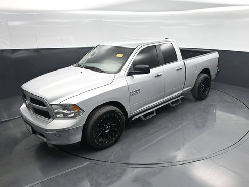 Used 2018 RAM 1500 Classic SLT RWD image 28