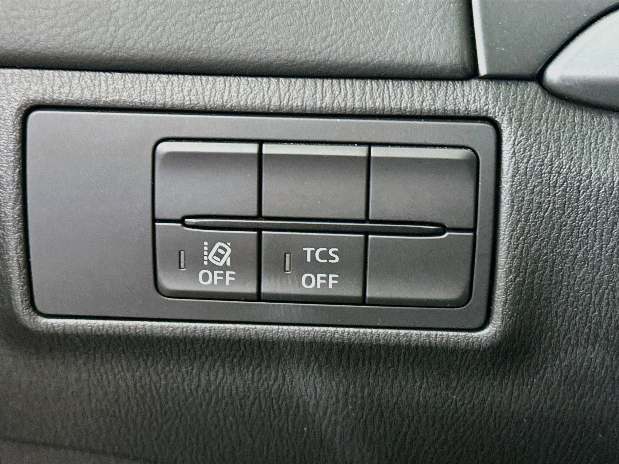 Used 2020 MAZDA CX-9 Sport FWD image 17