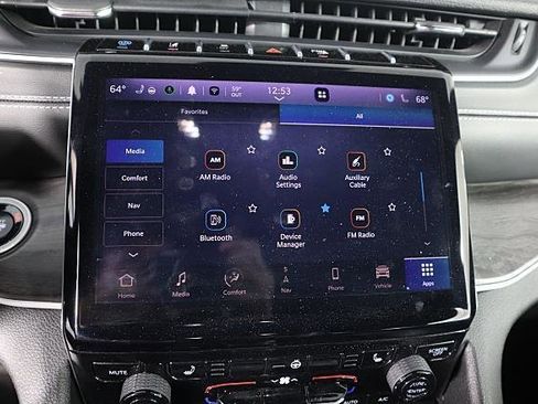 Used 2024 Jeep Grand Cherokee Limited 4xe AWD/4WD image 33