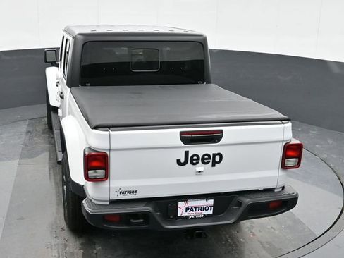 Used 2024 Jeep Gladiator Sport AWD/4WD image 27