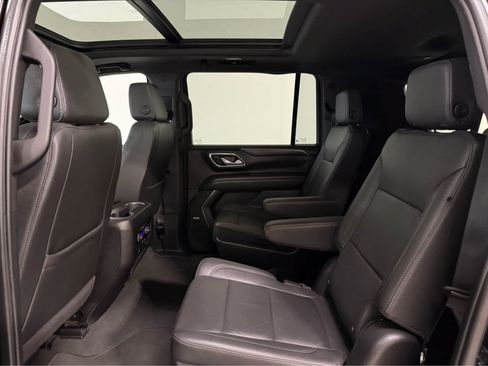 Used 2024 Chevrolet Suburban LT w/ LT Signature Plus Package AWD/4WD image 14