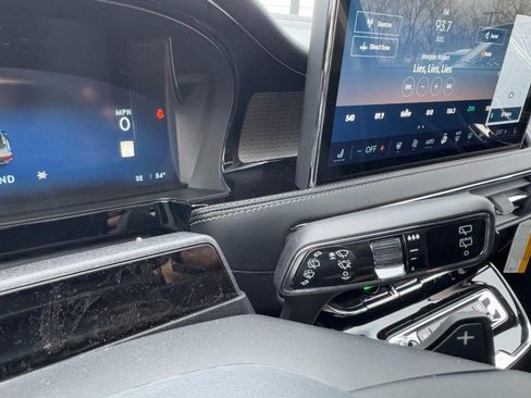 New 2025 Lincoln Corsair Grand Touring w/ Equipment Group 302A image 21