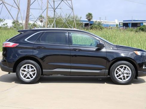 Used 2023 Ford Edge SEL w/ Convenience Package AWD/4WD image 4
