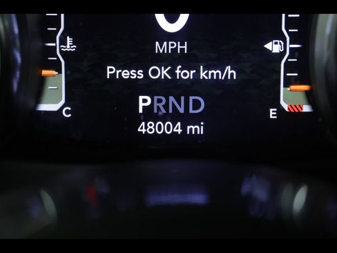 Used 2022 Jeep Wrangler Unlimited Sahara AWD/4WD image 22