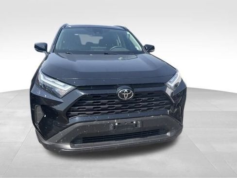 Used 2024 Toyota RAV4 XLE AWD/4WD image 6