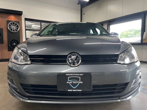 Used 2016 Volkswagen Golf S FWD image 25