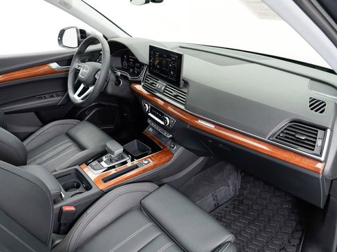 Used 2023 Audi Q5 2.0T Prestige w/ Prestige Package AWD/4WD image 13