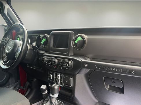 Used 2021 Jeep Wrangler Unlimited Sport AWD/4WD image 10