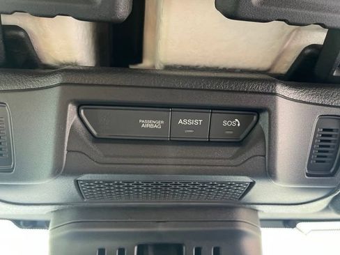 Certified 2025 Jeep Wrangler Unlimited Sport AWD/4WD image 22