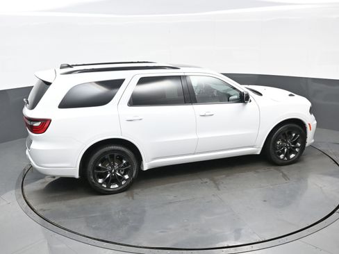 Used 2025 Dodge Durango GT image 39