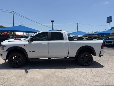 Used 2025 RAM 2500 Laramie w/ Night Edition AWD/4WD image 8