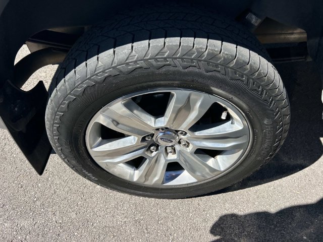 Certified 2020 Ford F150 Platinum w/ Equipment Group 701A Luxury AWD/4WD image 10