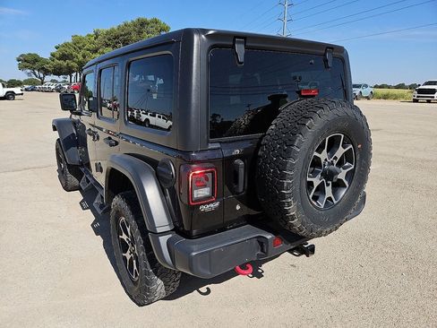 Used 2018 Jeep Wrangler Unlimited Rubicon AWD/4WD image 5