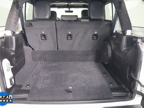 Used 2021 Jeep Wrangler Unlimited Rubicon 4xe w/ Dual Top Group image 51