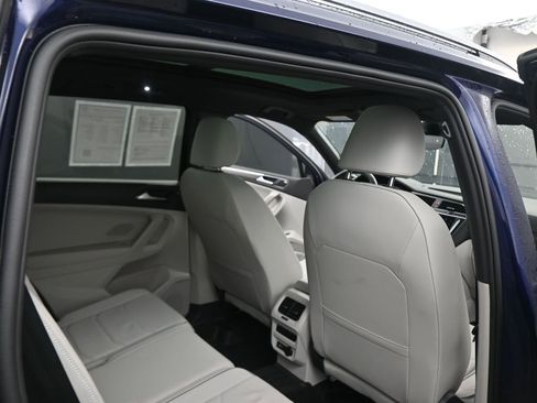 Used 2023 Volkswagen Tiguan SEL R-Line image 48