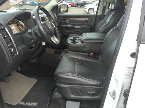 Used 2018 RAM 1500 Laramie RWD image 5