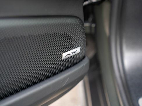 Certified 2025 Porsche Panamera image 11