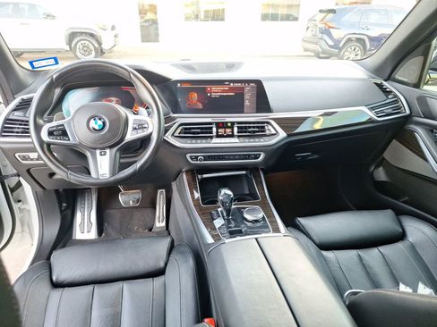 Used 2019 BMW X5 xDrive40i w/ M Sport Package image 19