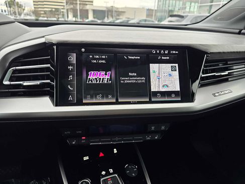 Used 2024 Audi Q4 e-tron Premium Plus image 27