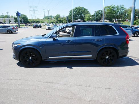 Used 2020 Volvo XC90 T8 Inscription AWD/4WD image 4