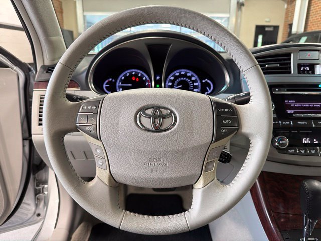 Used 2011 Toyota Avalon FWD image 14