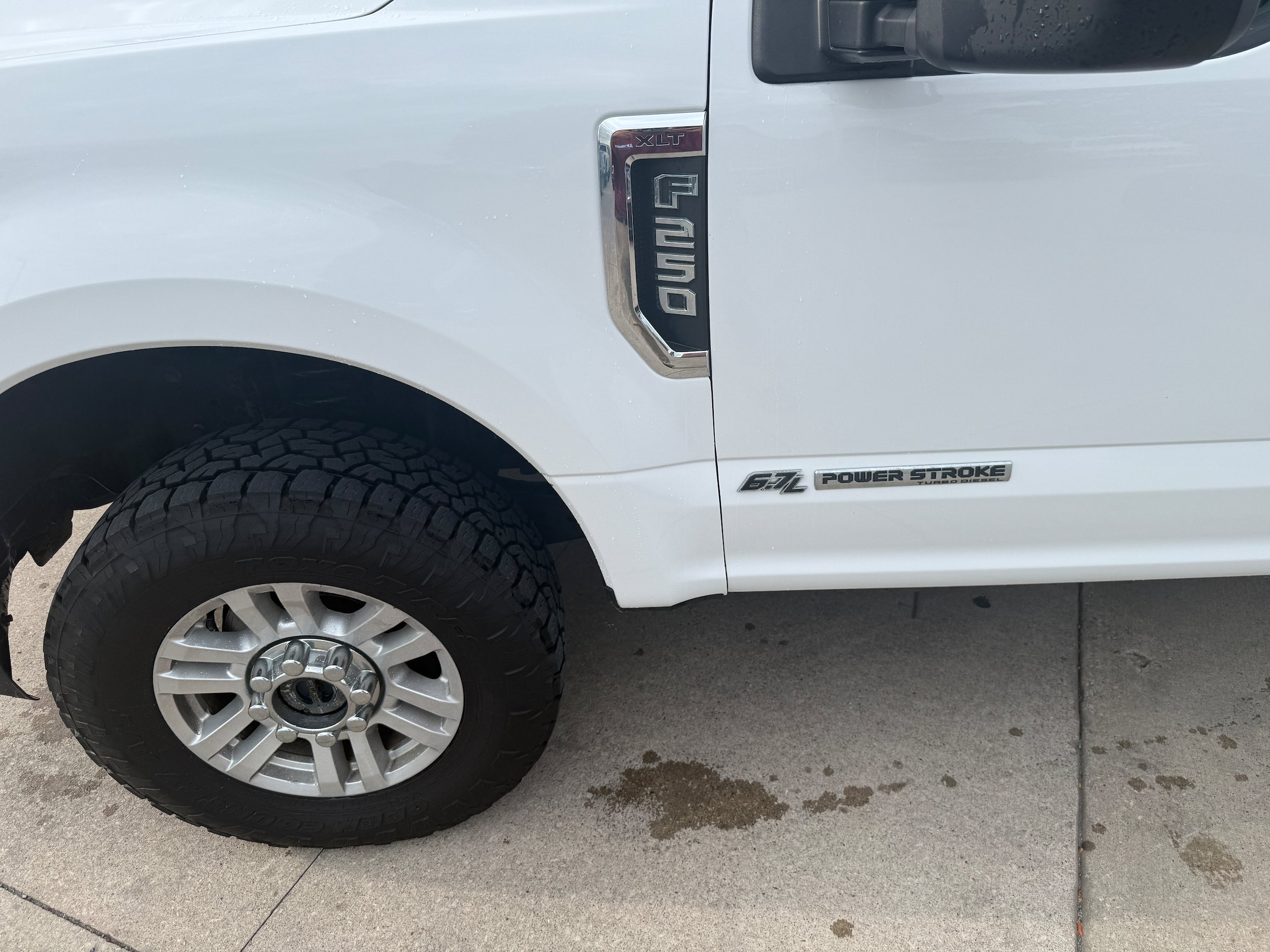 Used 2019 Ford F250 XLT AWD/4WD image 4