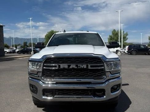 Used 2021 RAM 3500 Tradesman w/ Chrome Appearance Group AWD/4WD image 3