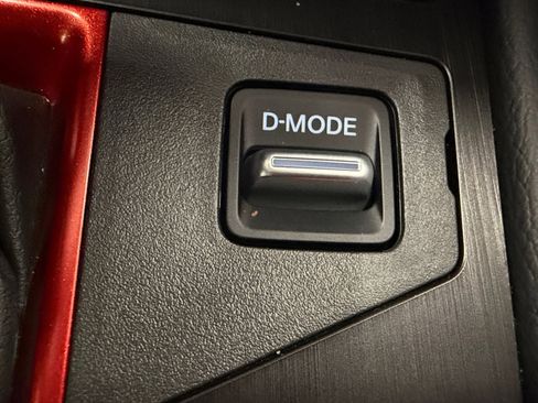 Used 2025 Nissan Kicks SR image 36