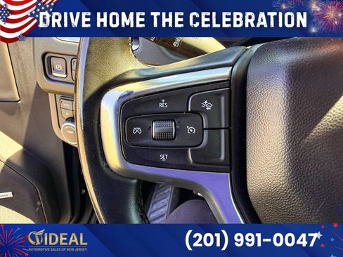 Used 2024 Chevrolet Suburban Z71 AWD/4WD image 30