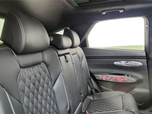 Used 2024 Genesis GV70 3.5T Sport w/ Sport Advanced Package image 27