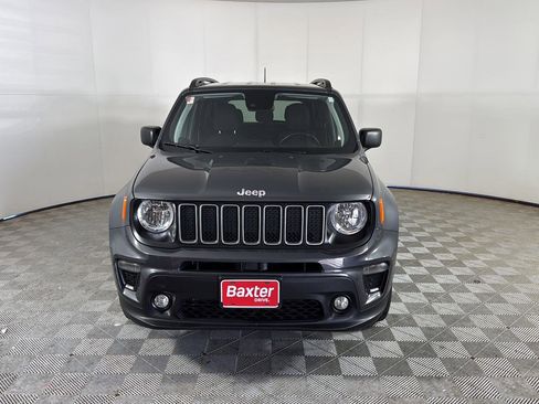 Used 2022 Jeep Renegade Latitude w/ Convenience Group AWD/4WD image 2