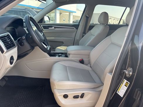 Used 2023 Volkswagen Atlas SE AWD/4WD image 22